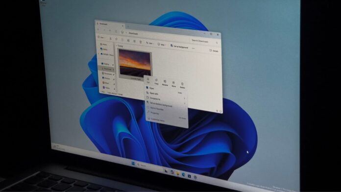 Microsoft визнає слабкість меню правої кнопки миші у Windows 11 та обіцяє покращення 1 Нове настроюване контекстне меню Microsoft виправляє безлад, який раніше звинувачували у Windows 10.