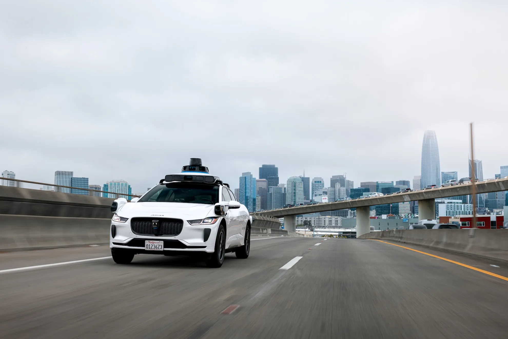 Waymo та Zoox: зростання ризиків для водіїв-випробувачів роботаксі 2
