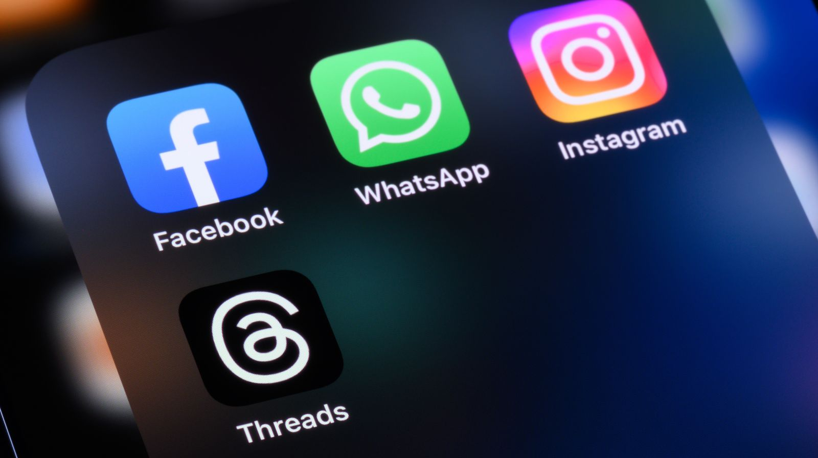 Meta-додатки збирають удвічі більше даних, ніж Apple і Microsoft 1