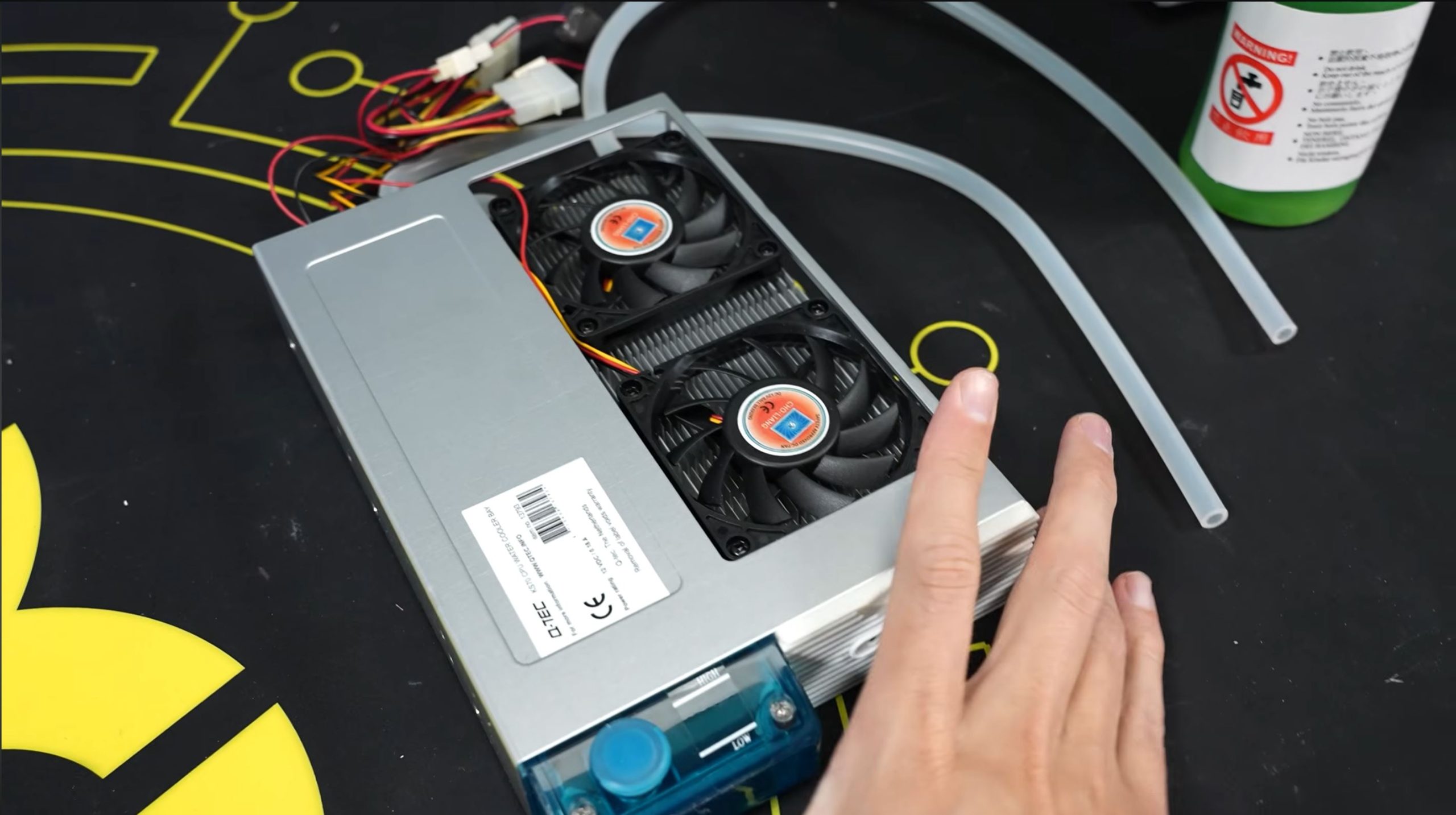 Старий кулер Pentium 4 охолодив Ryzen 7 9800X3D, але важкі навантаження виявили його слабкі місця 2