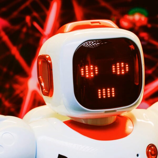ChatGPT зазнав збоїв: OpenAI підтвердила проблеми з входом та реєстрацією