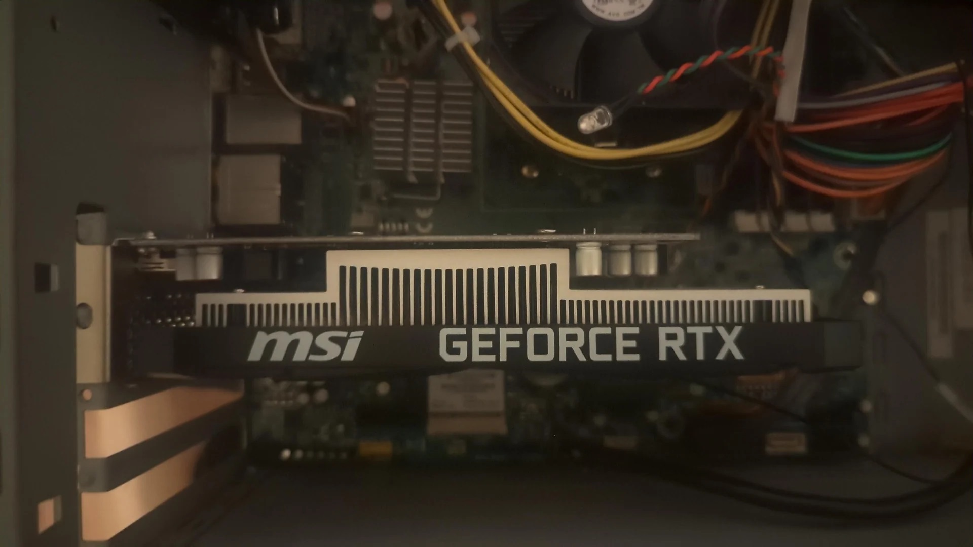 Забудьте про каву: Геймер знайшов робочу RTX 3050 у секонд-хенді за копійки, тоді як магазини продають її за $200+ 3 Забудьте про каву: Геймер знайшов робочу RTX 3050 у секонд-хенді за копійки, тоді як магазини продають її за $200+ 3