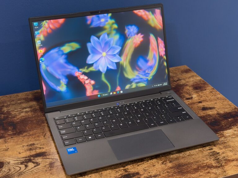 Chuwi Unibook: доступний ноутбук як дзеркальне відображення MacBook 1 Chuwi Unibook: доступний ноутбук як дзеркальне відображення MacBook 1