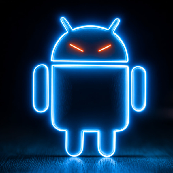 Android-троян викрадає дані українських банків та держсервісів через смартфони