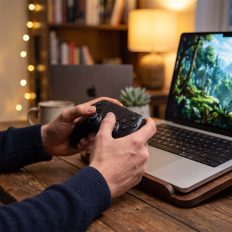 Radeon RX 9070 GRE від AMD падає до $479 в Micro Center, поки "RAMpocalypse" змушує ціни на інші відеокарти зростати на 40% 8
