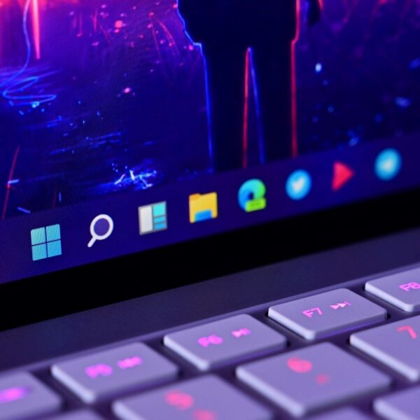 Microsoft не планує найближчим часом додавати повзунок прозорості у Windows 11: розробники мають свободу створювати власні інструменти