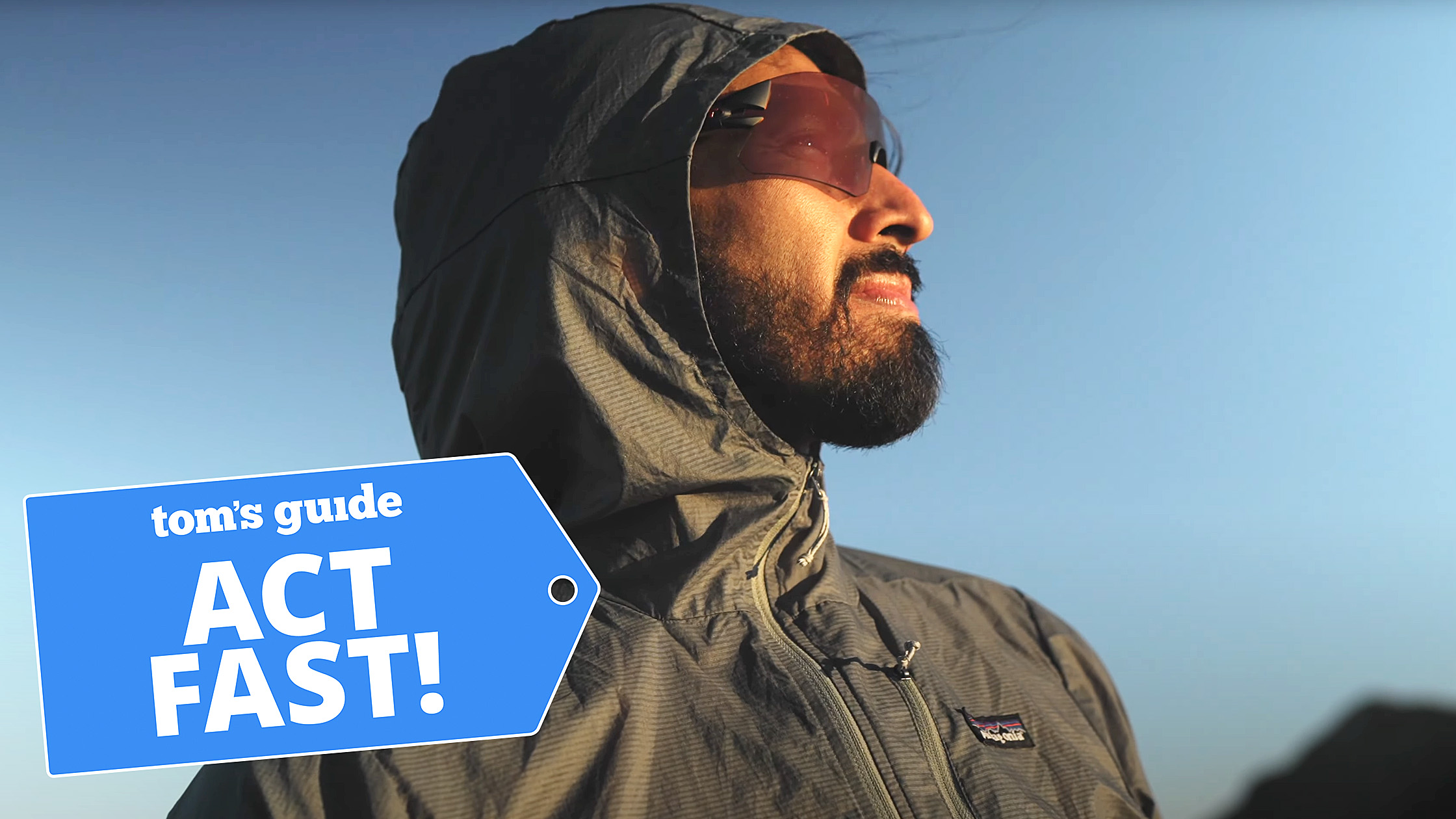 Patagonia: 15 знижок на куртки, фліси та худі від $40 19