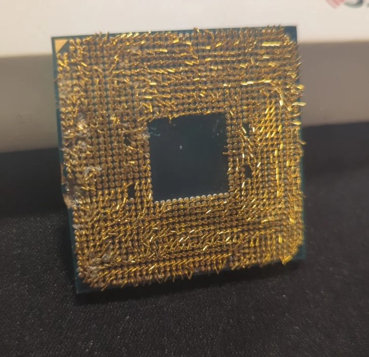 eBay: Покупець намагався обманути з неіснуючою доставкою Ryzen 5 3600X, повернувши процесор зі зламаними пінами 4