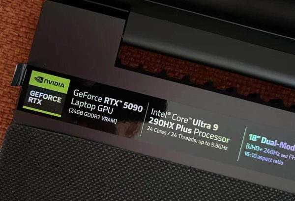 Razer Blade 18 з RTX 5090 помилково продається за $2900 з подвійним сховищем