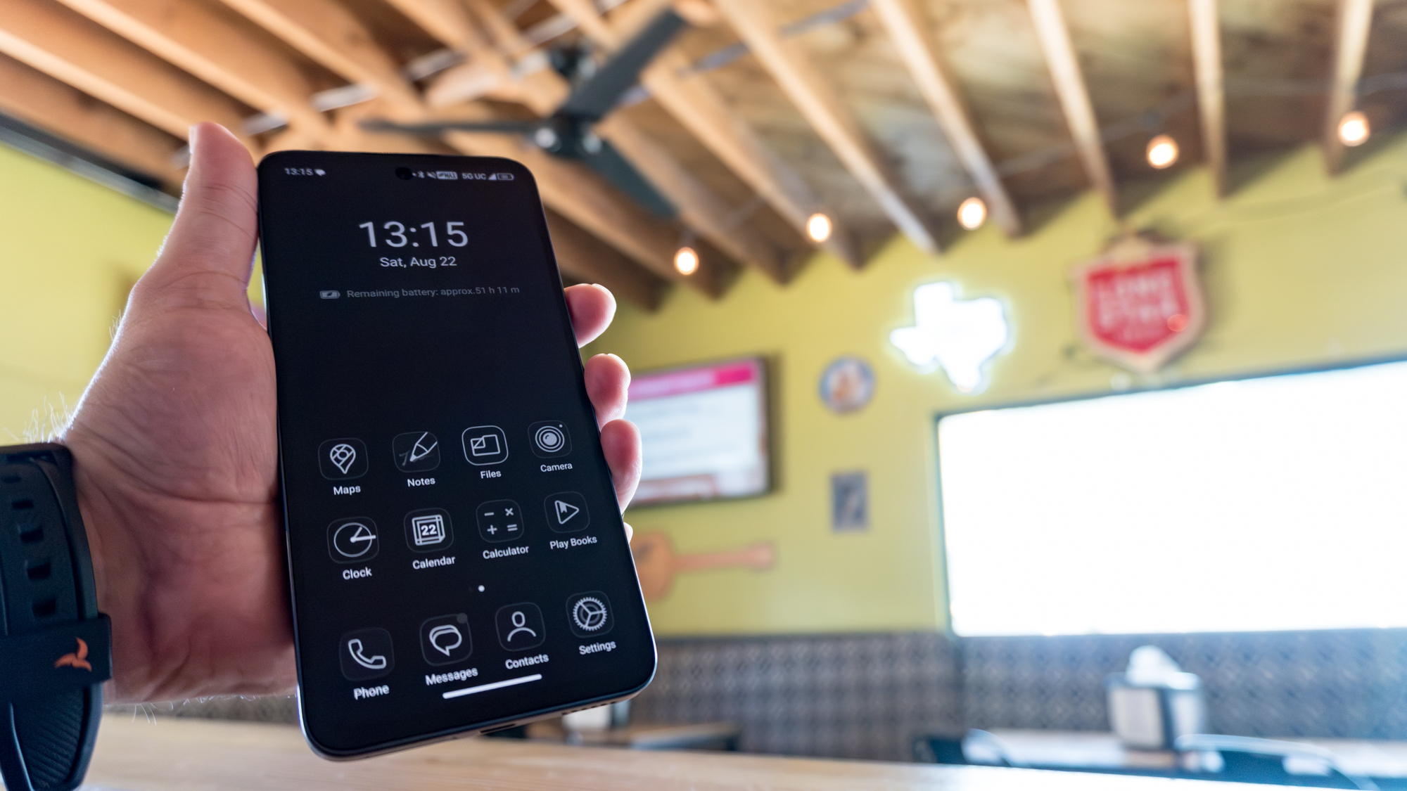 Місяць із бюджетним смартфоном за $330: як дисплей ніби з паперу змінив моє бачення доступних телефонів 14