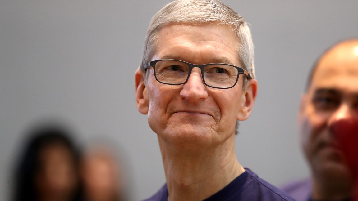 Apple: Тім Кук передає естафету на фінансовому звіті за Q3 2026 2