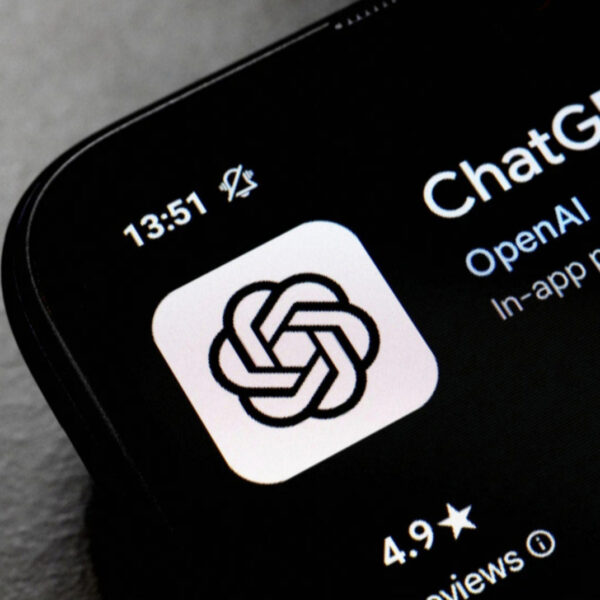 ChatGPT захистить чати PIN-кодом та відбитком