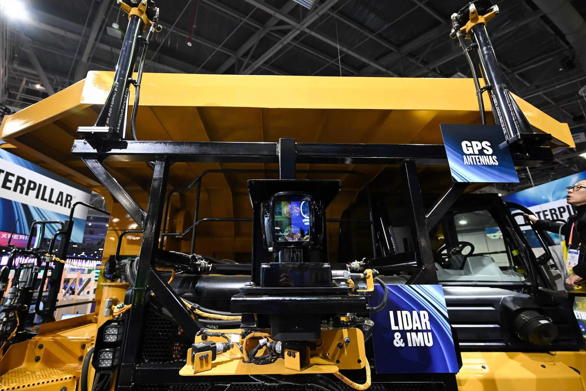 Caterpillar застосує досвід автоматизації видобутку для впровадження ШІ 1 Caterpillar застосує досвід автоматизації видобутку для впровадження ШІ 1