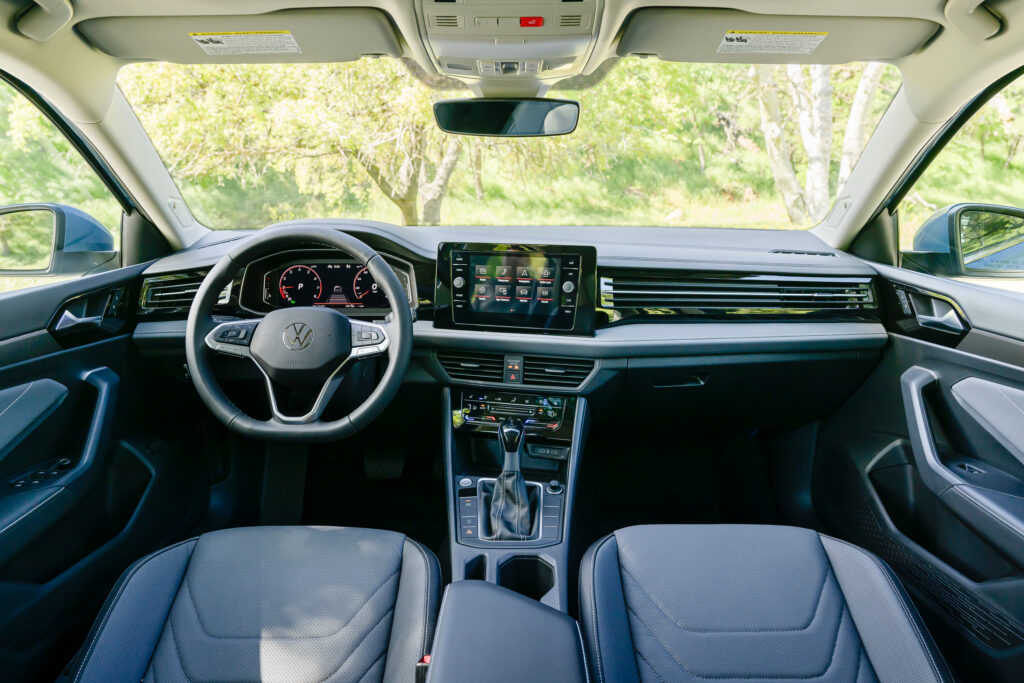 Volkswagen Jetta Sport 2026: ще один доступний седан на горизонті 5