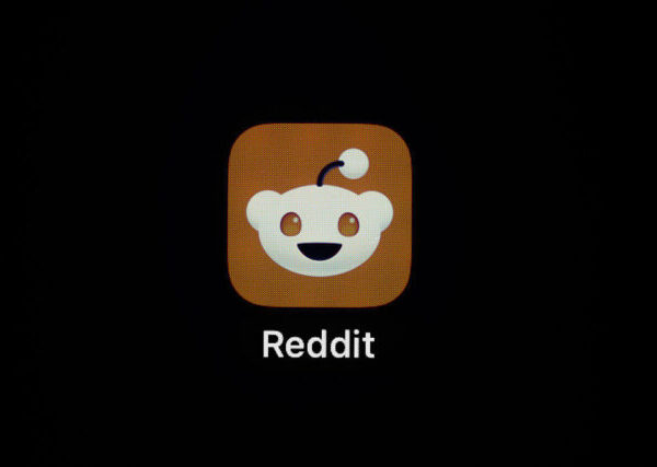 Reddit судиться з Google через результати пошуку