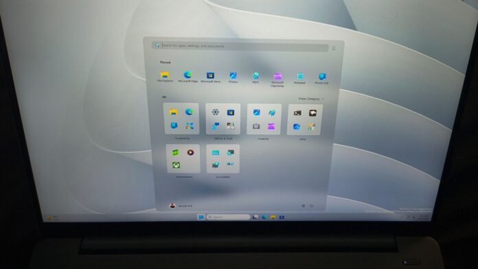 Microsoft confirms Windows 11 won't get Liquid Glass-style transparency yet