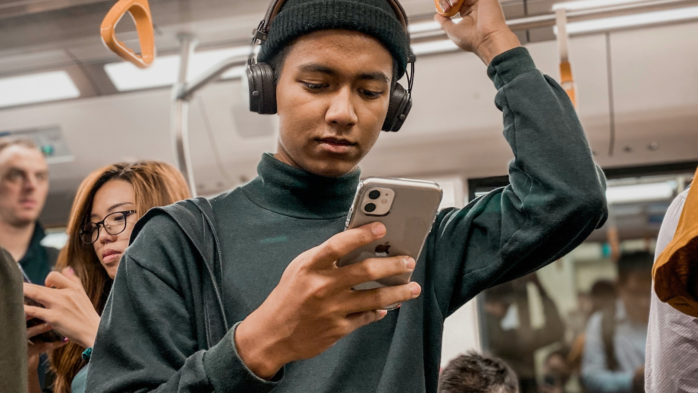 Siri від Apple: яку проблему виявила компанія в покоління Z 1 Siri від Apple: яку проблему виявила компанія в покоління Z 1