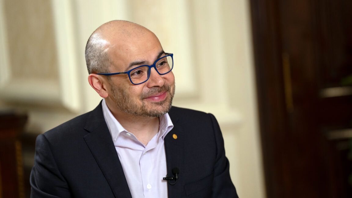 Google переформатовує AI: Hassabis залишає DeepMind, йдуть провідні науковці 2