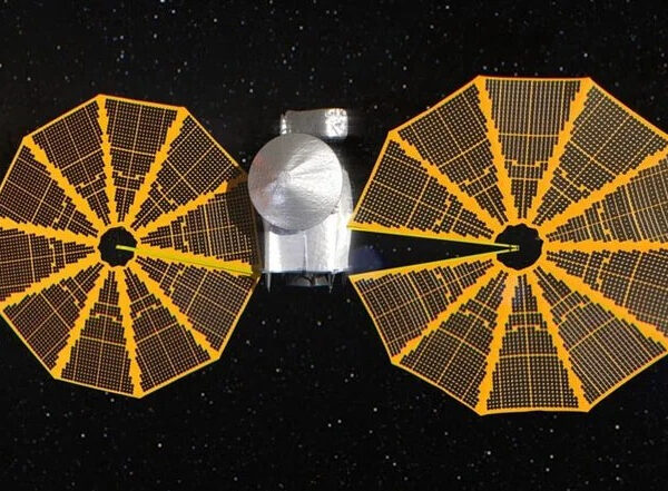 Зонд NASA Lucy націлюється на троянські астероїди Юпітера: камери готові до історичних знімків