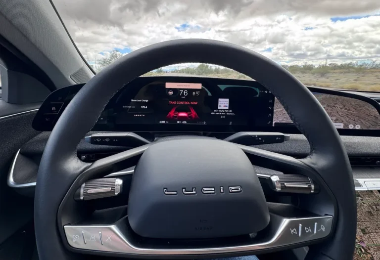 Lucid Motors знову відкладає вихід доступного електромобіля. Що далі? 13 Lucid Motors знову відкладає вихід доступного електромобіля. Що далі? 13