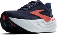 Біжи вигідно: Hoka, Brooks та Asics до 50% дешевше 15