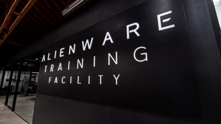 Alienware відкриває новітній тренувальний центр 53
