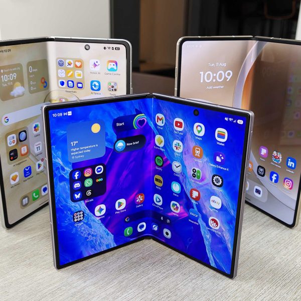 Samsung, Motorola, Honor: битва складаних смартфонів, хто переміг