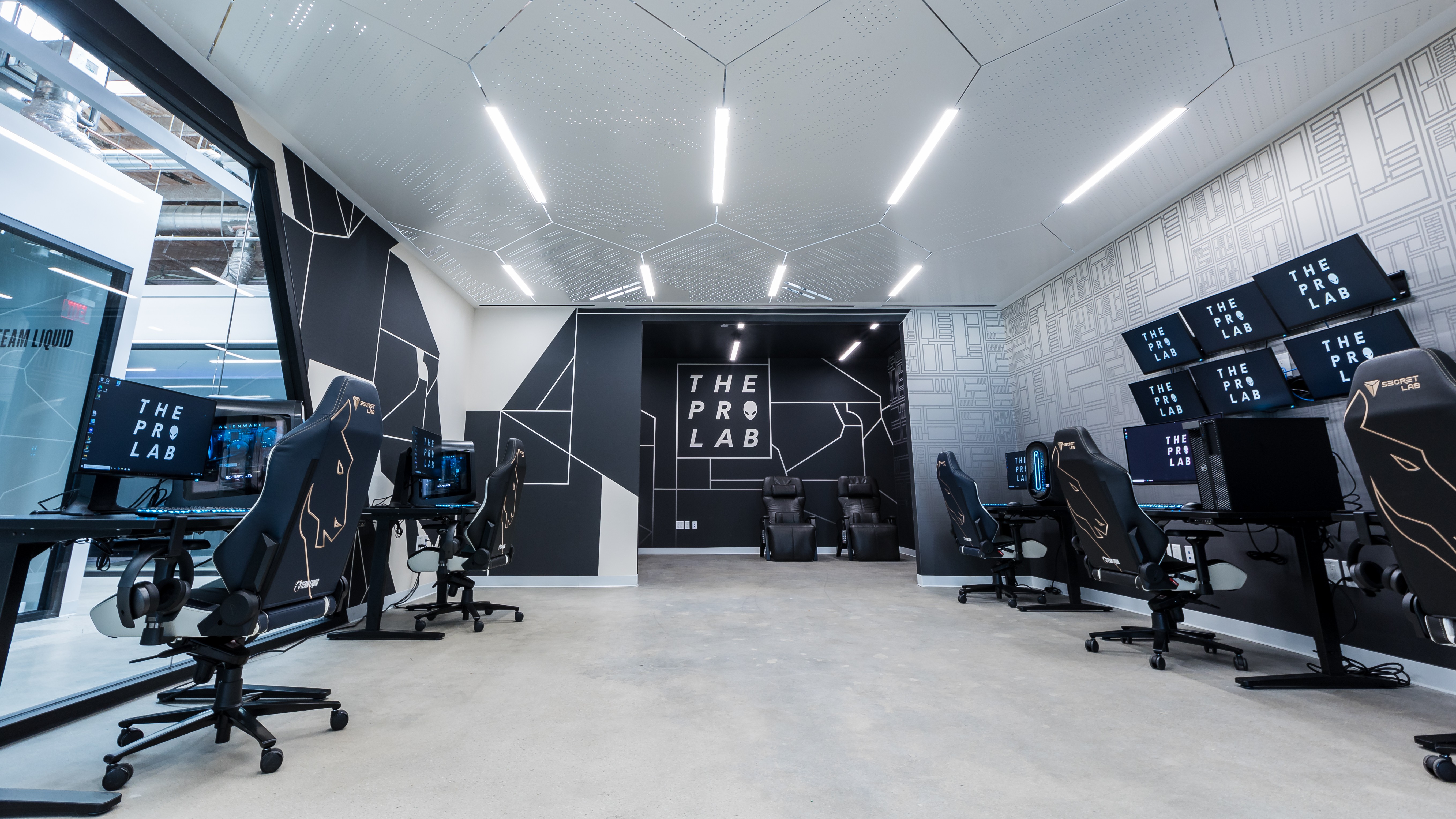 Alienware відкриває новітній тренувальний центр 5