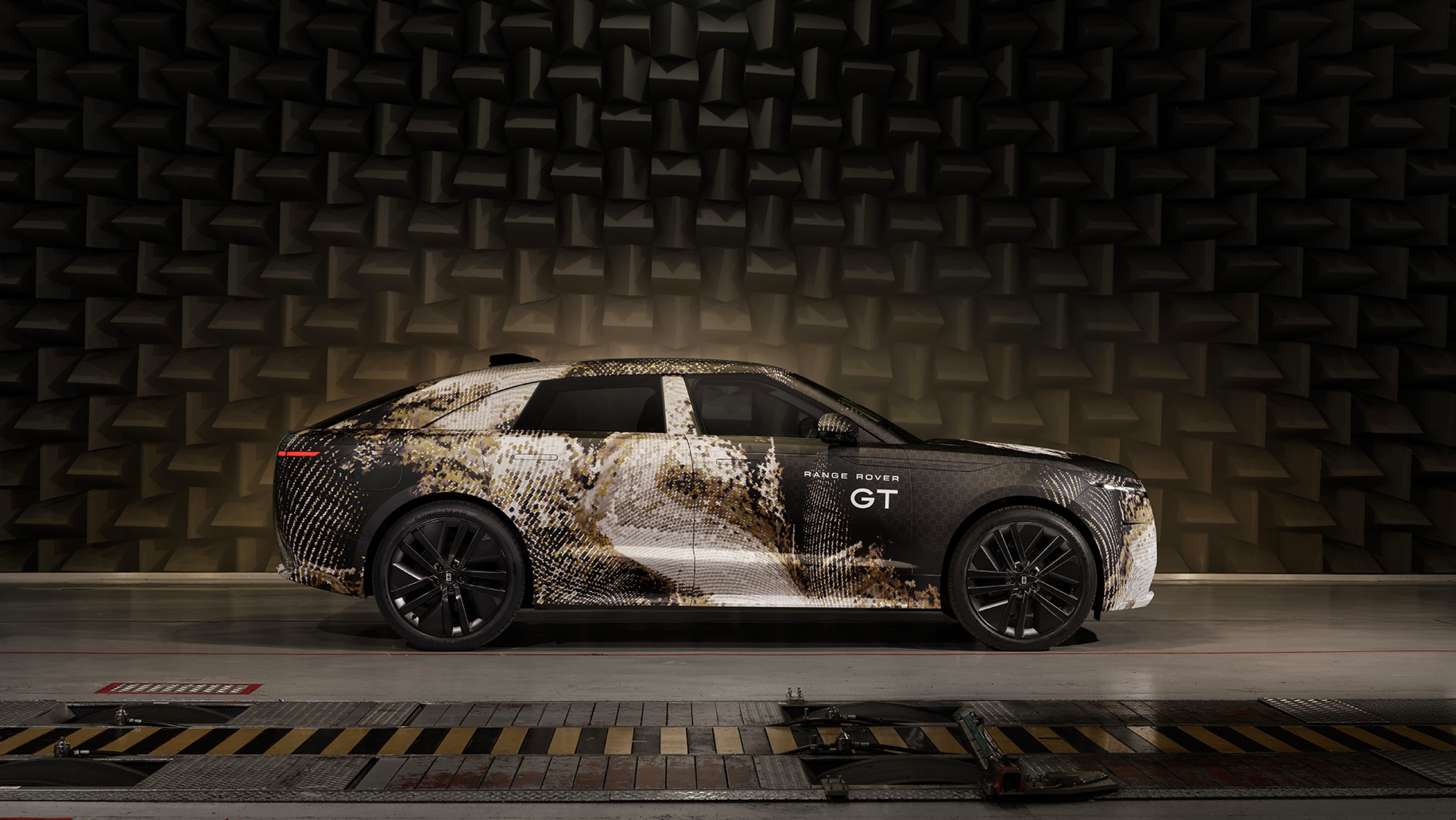 Range Rover випробовує нову формулу: що, якби ми створили не SUV? 2
