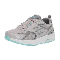 Біжи вигідно: Hoka, Brooks та Asics до 50% дешевше