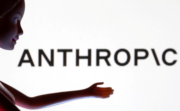"Anthropic витрачає майже мільйон доларів на рік на інженерів, які навчають її ШІ проєктувати чипи, але лише $320-485 тисяч — тим, хто фактично створює перший ASIC" 1