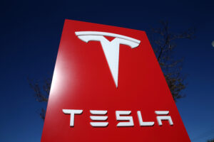 Tesla нарощує продажі на 25% у другому кварталі 2026 року