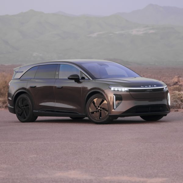 Lucid Gravity: тест-драйв першого кросовера 2026 року