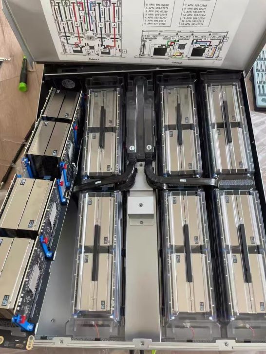 Apple показала сервер Private Cloud Compute на чіпах M5 3