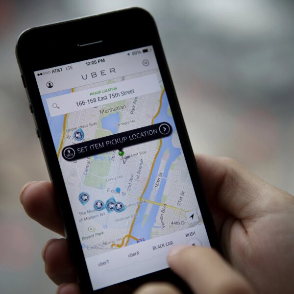 Uber загрожує штраф у $1 мільярд за автоматичні блокування водіїв