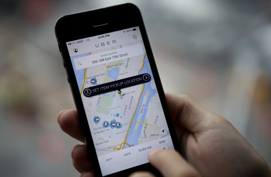 Uber загрожує штраф у $1 мільярд за автоматичні блокування водіїв