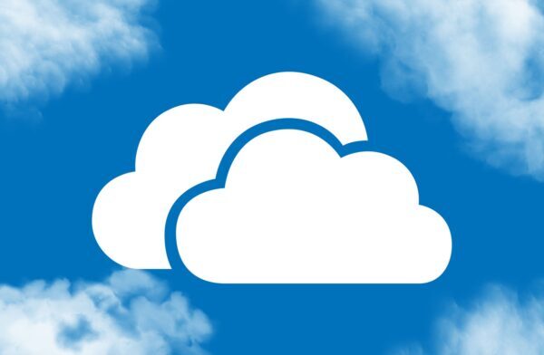 Microsoft випадково встановила новий OneDrive на Windows 11, але видалити його поки що неможливо