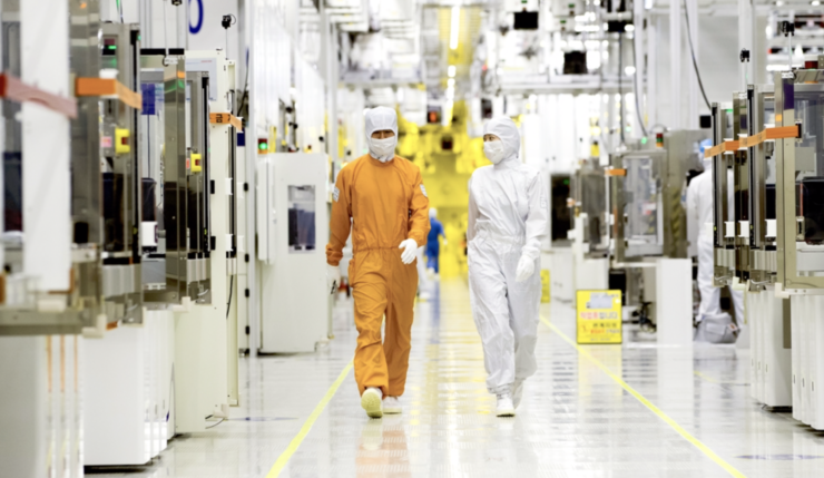 Samsung відтерміновує впровадження EUV-сканерів ASML нового покоління до 1 нм чипів 5