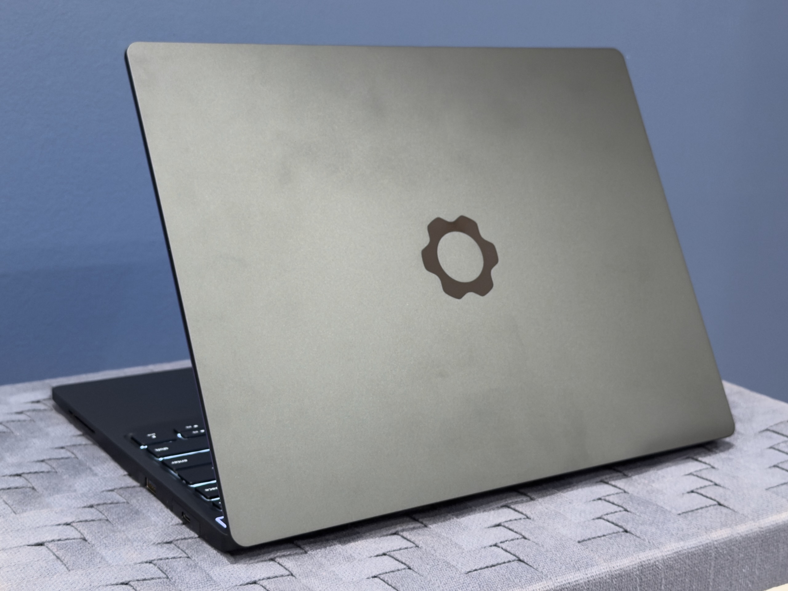 Framework Laptop 13 Pro: покращена батарея, завищена ціна 2