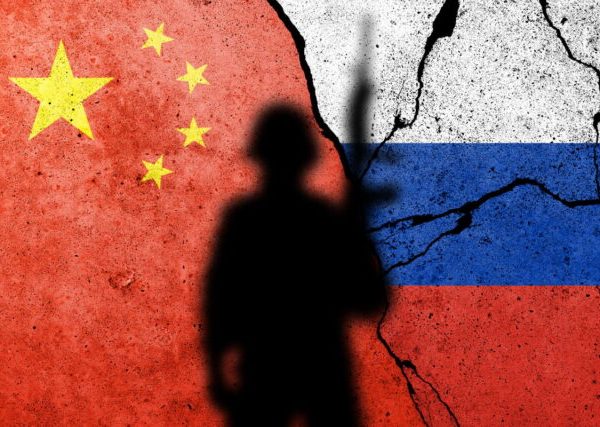 Додатки для американських військових містять китайський та російський код