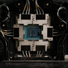 NVIDIA Vera Rubin збільшує виробництво, витискаючи постачання TLC NAND та підіймаючи ціни на 512 ГБ до $21 4
