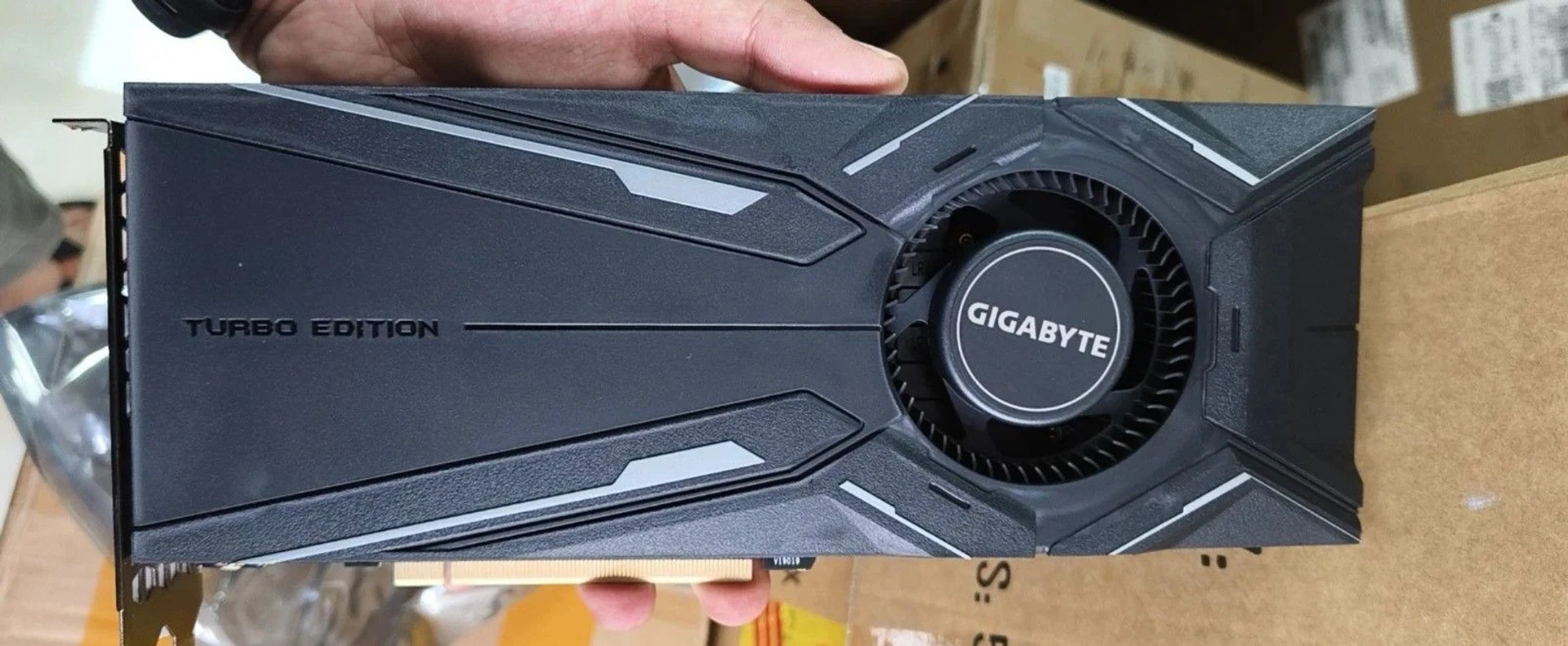 RTX 2080 Ti: на eBay продають версію з 22 ГБ пам'яті за $500 1