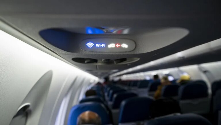 Delta вивчає інцидент із фальшивою Wi-Fi мережею під час польоту 38