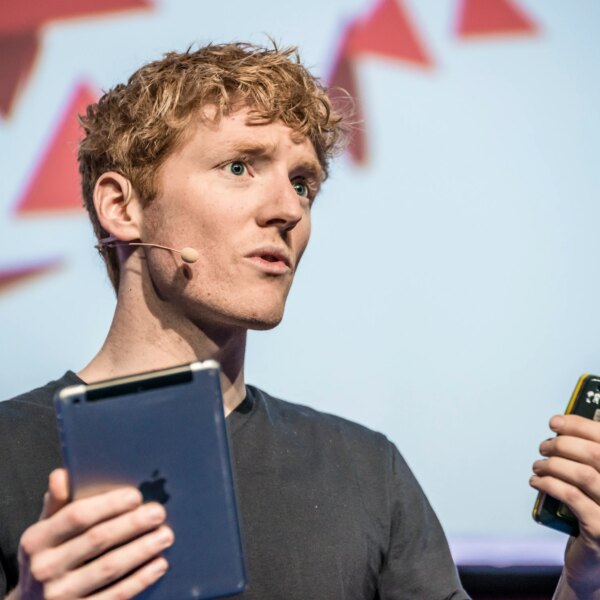 Stripe не купила OpenRouter через “сингулярність”