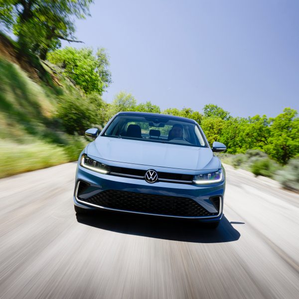 Volkswagen Jetta Sport 2026: ще один доступний седан на горизонті