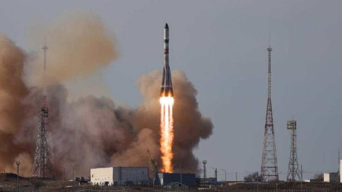 Україна атакувала ракетами ключовий російський завод 2