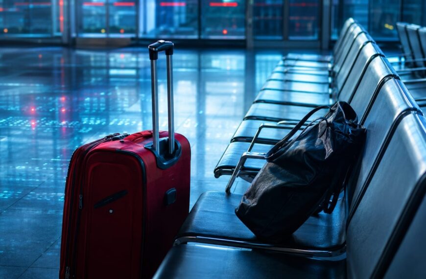 Головна 12 Manchester Airports Group: хакери викрали дані пасажирів