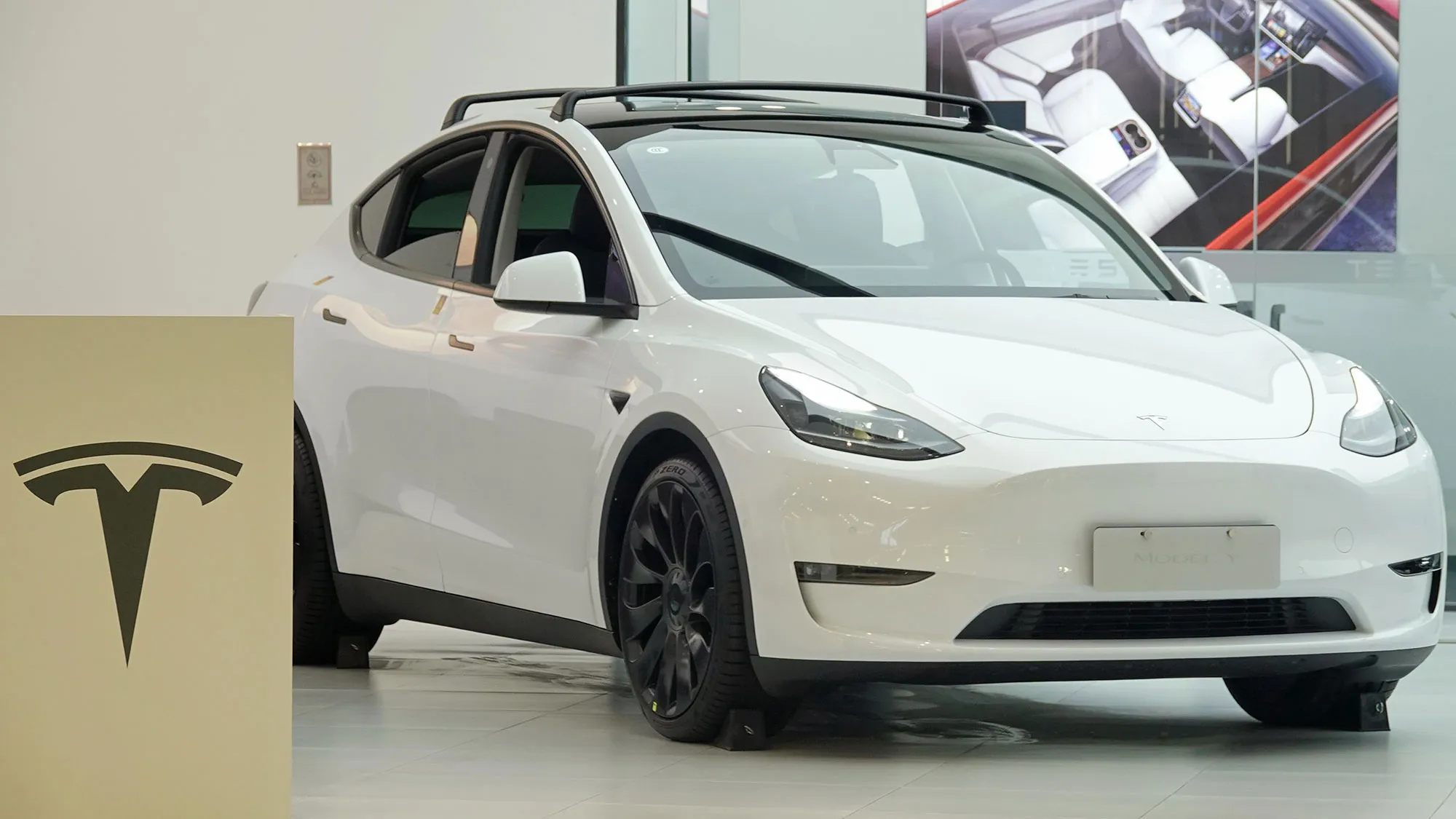 Tesla відкликає 3 мільйони автівок через несправні ручки дверей 1 Tesla відкликає 3 мільйони автівок через несправні ручки дверей 1