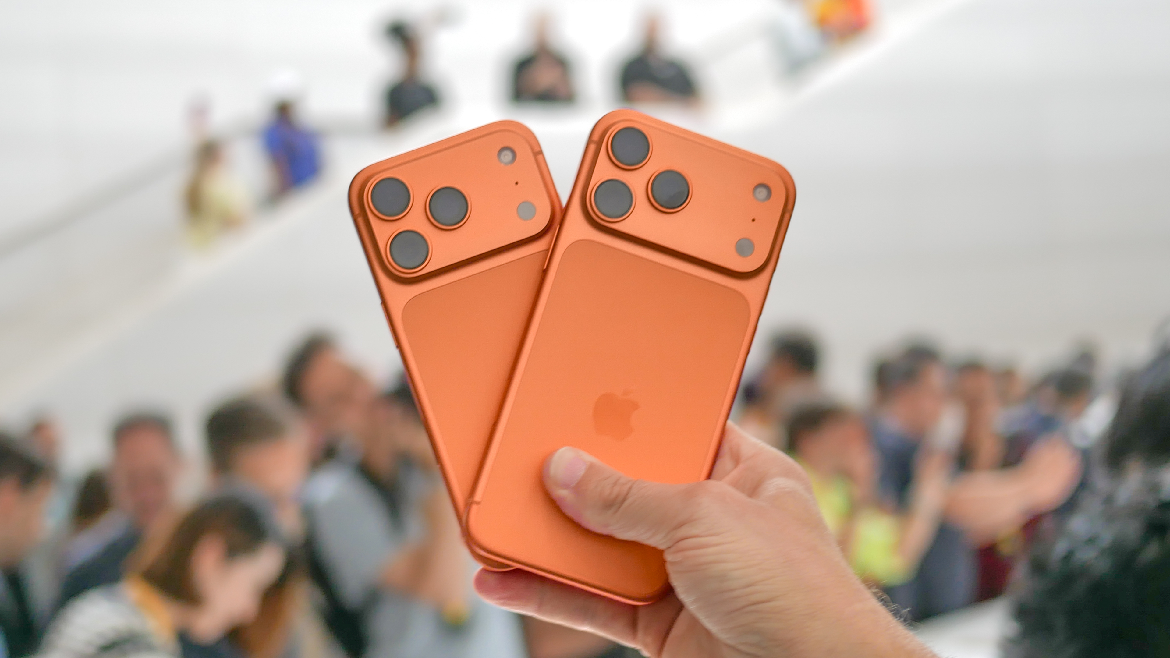 iPhone 18 Pro Max: професійні фотографи оцінили камеру зі змінною діафрагмою 6