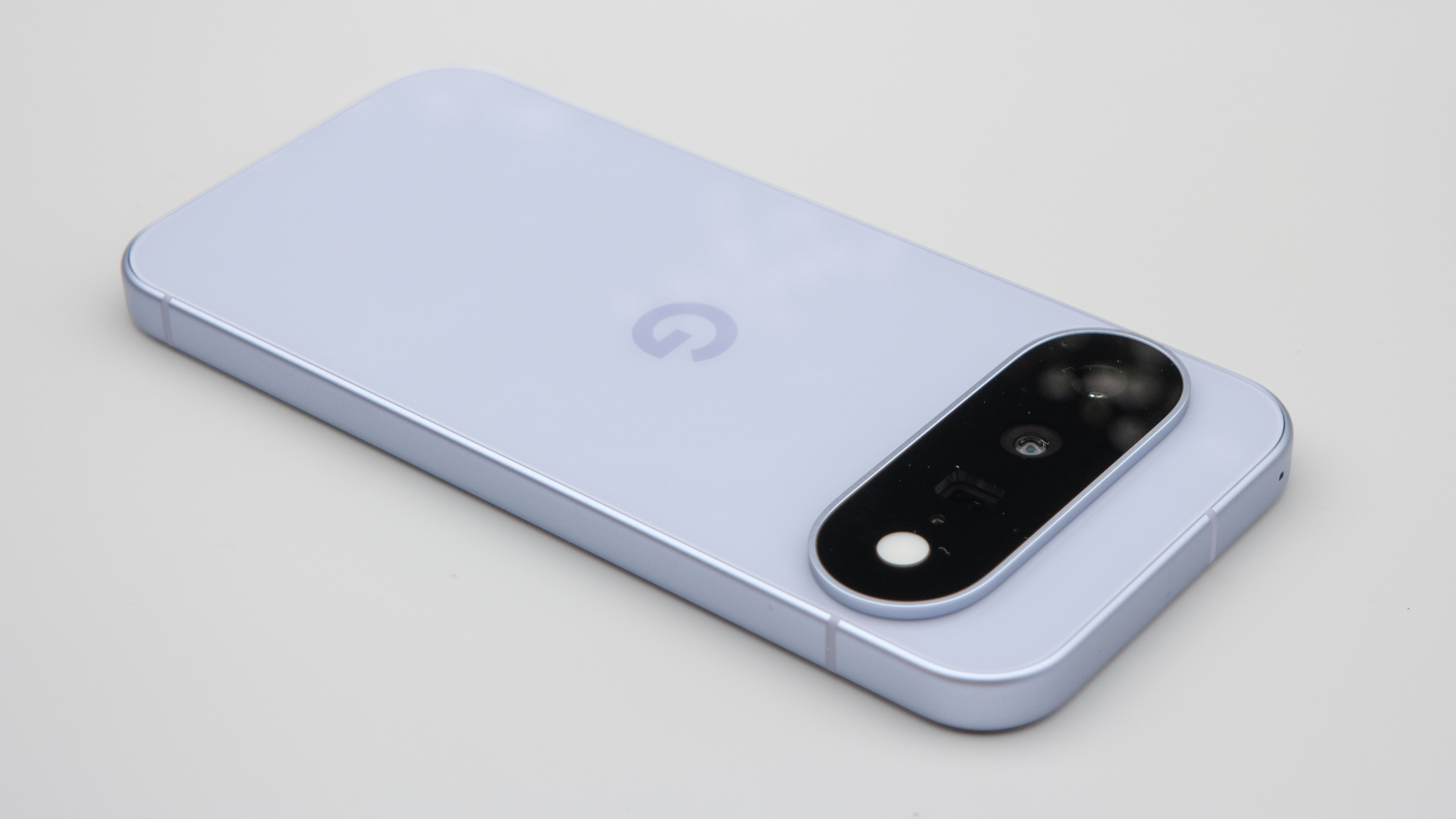 Pixel 8a: Google розчаровує новими смартфонами 4